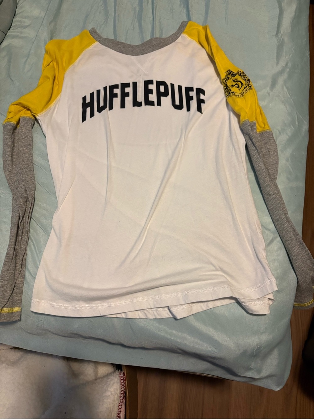 Warner Bros. Hufflepuff Long Sleeve Raglan Top - White, Yellow & Gray